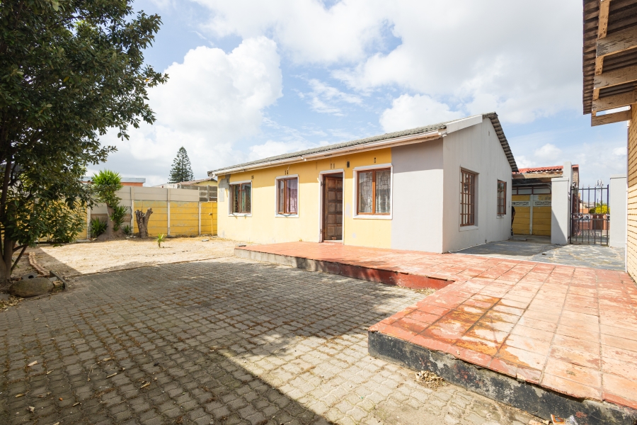 3 Bedroom Property for Sale in Belhar Western Cape